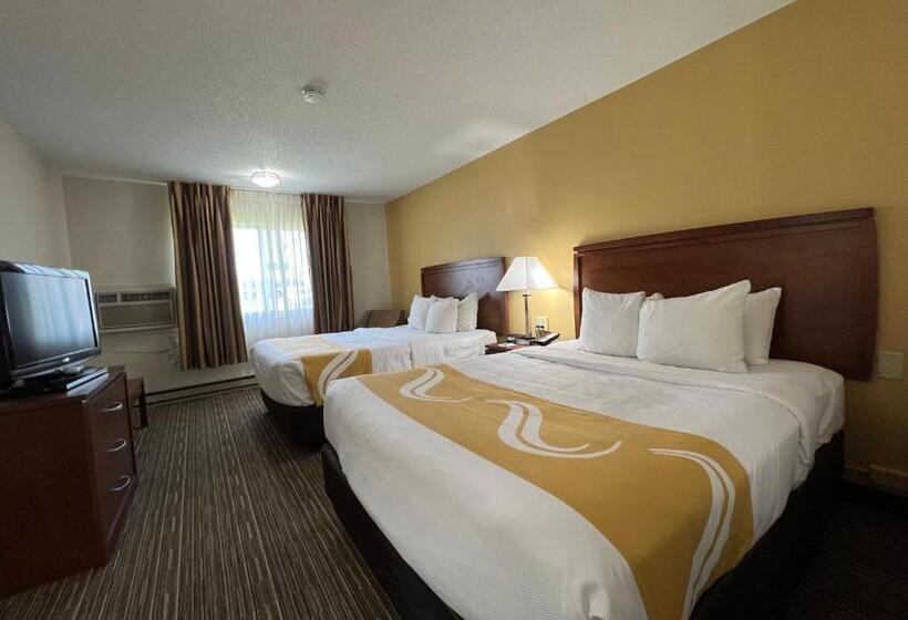Номер Стандарт, Quality Inn Mitchell I 90