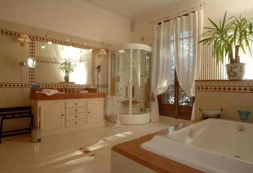 スーペリアースイート, Villa Morelia