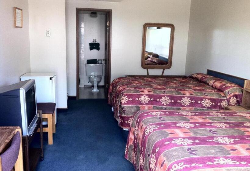 스탠다드 룸 더블 침대 2개, Circle 6 Motel