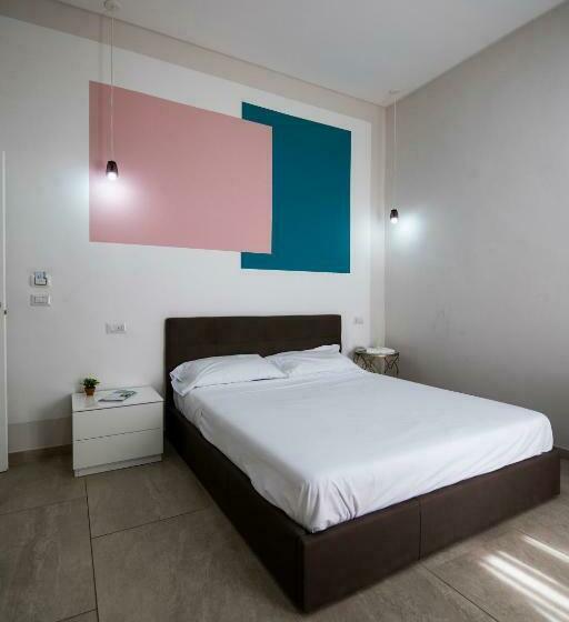 اتاق سوپریور, La Chambre