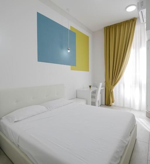 اتاق لوکس, La Chambre