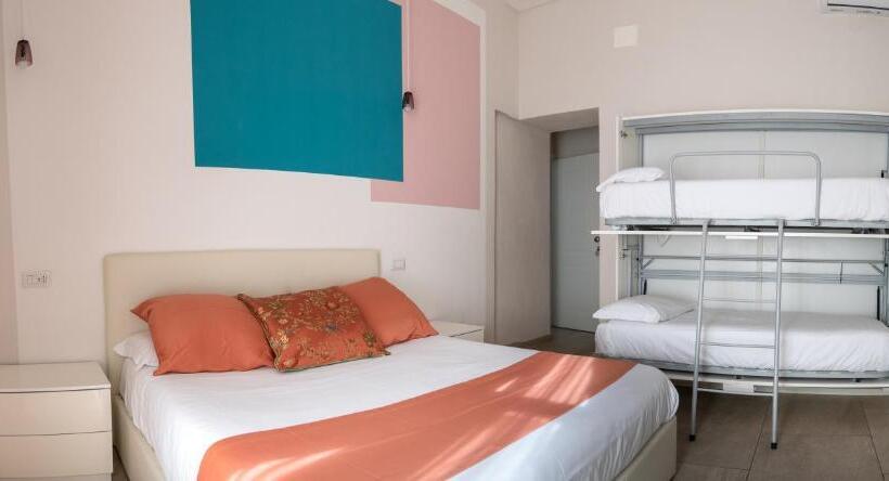 اتاق لوکس خانوادگی, La Chambre