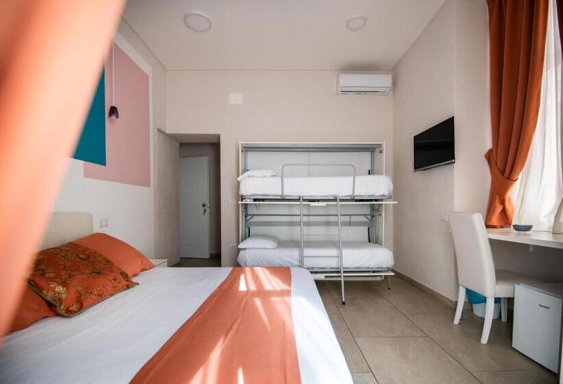 اتاق لوکس خانوادگی, La Chambre