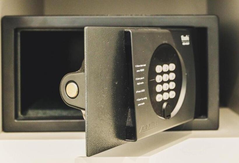 Номер Стандарт Индивидуальный, Flora Hotel & Suites