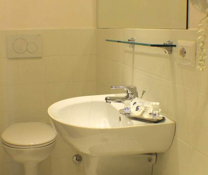 اتاق استاندارد یک نفره, Bernina