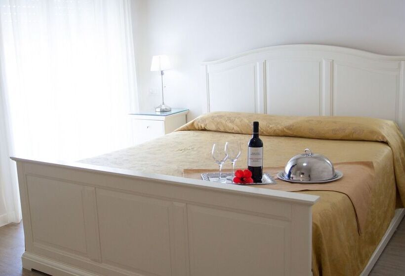 Номер Стандарт Индивидуальный, Costazzurra Museum & Spa