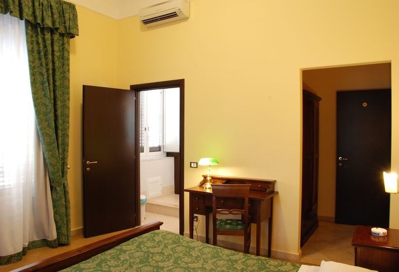 标准间, Del Centro