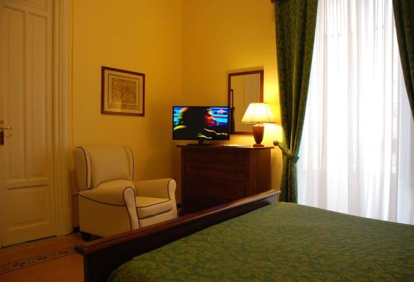 四人标准间, Del Centro