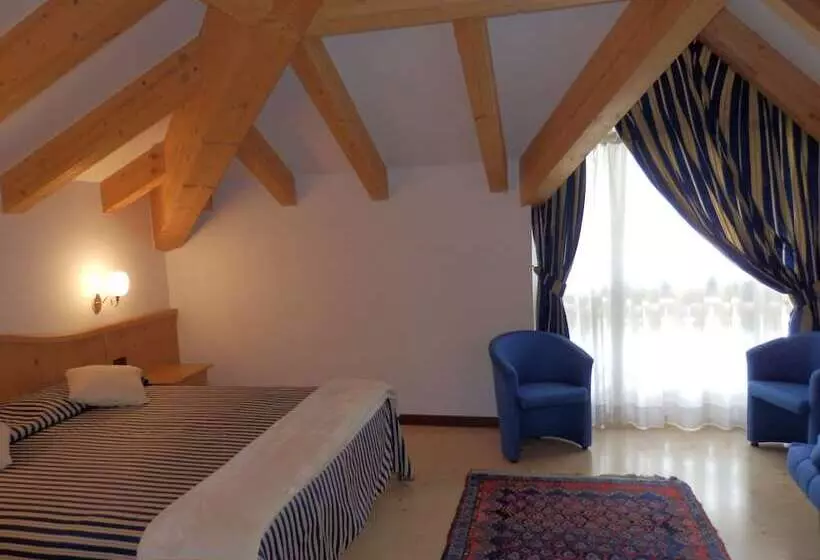 اتاق استاندارد سه نفره, Dolomiti