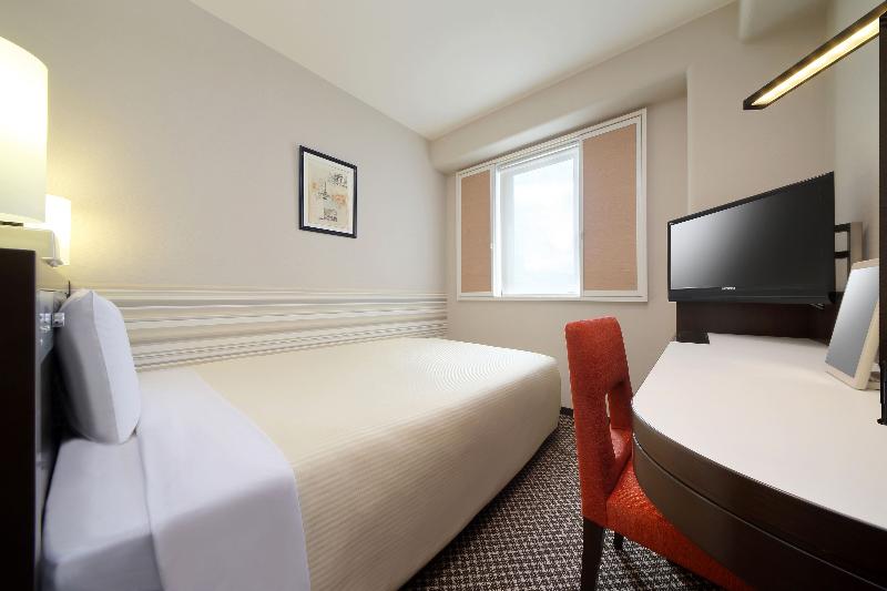 סוויטת ג'וניור, Flora