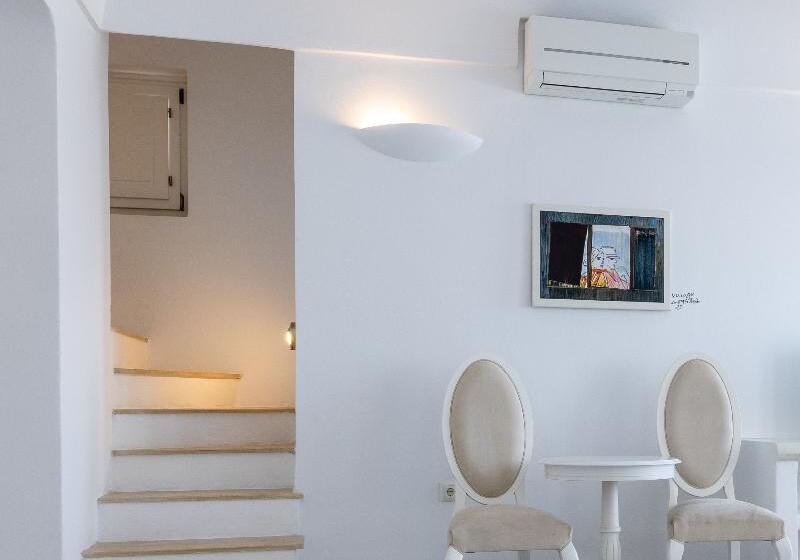 חדר סטנדרט לשלושה, Flora