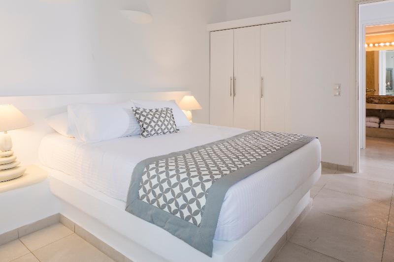 חדר סטנדרט לשלושה, Flora