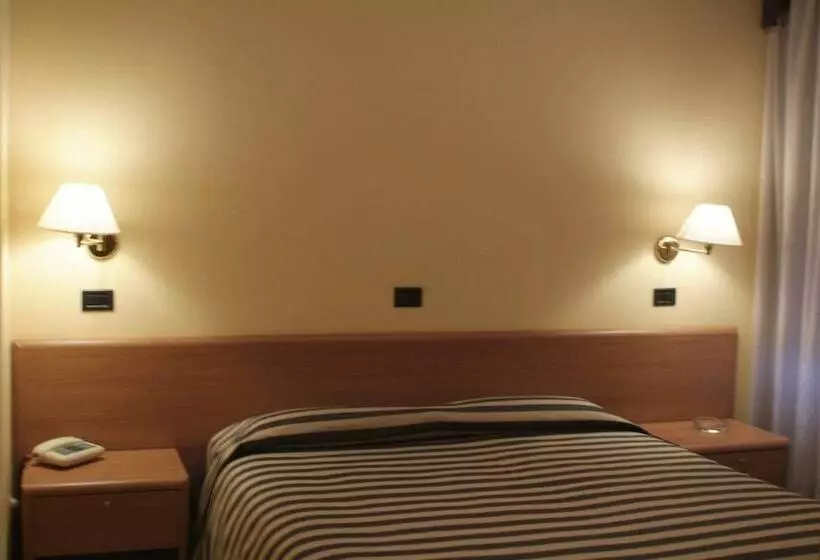 Standard Kolmen Hengen Huone, Giardinetto