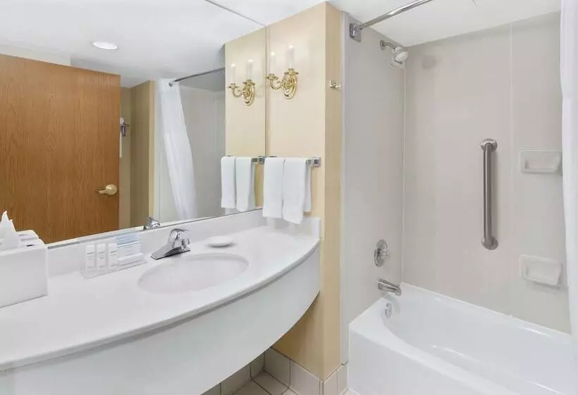 اتاق استاندارد با 2 تخت دوبل, Hampton Inn Columbus North