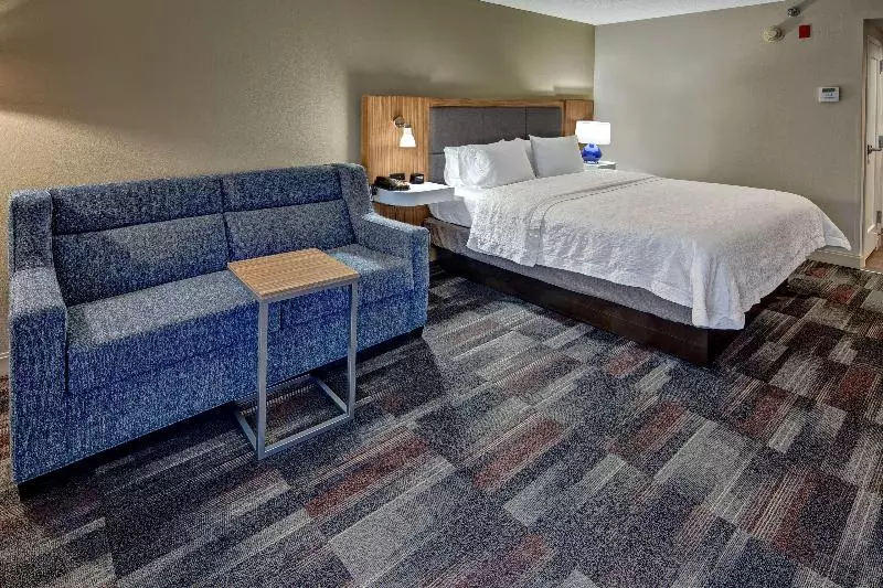キングサイズベッドのスタンダードルーム, Hampton Inn Dumfries/quantico
