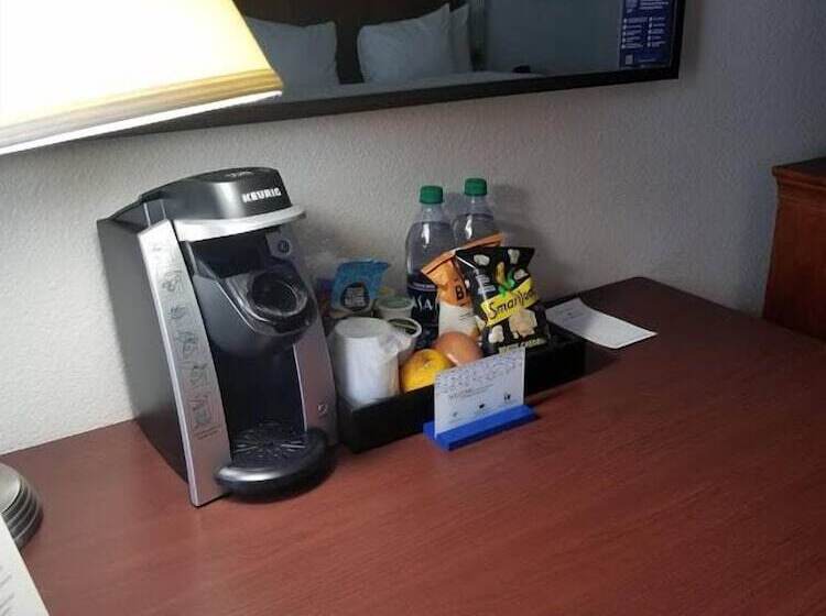 스탠다드 룸 더블 침대 2개, Hampton Inn Henderson