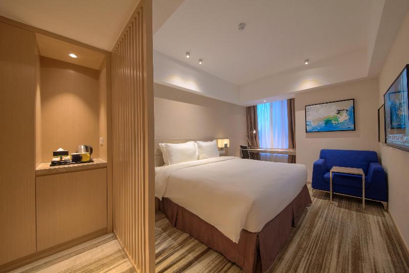 스탠다드 룸 킹사이즈 침대, Hampton Inn Henderson