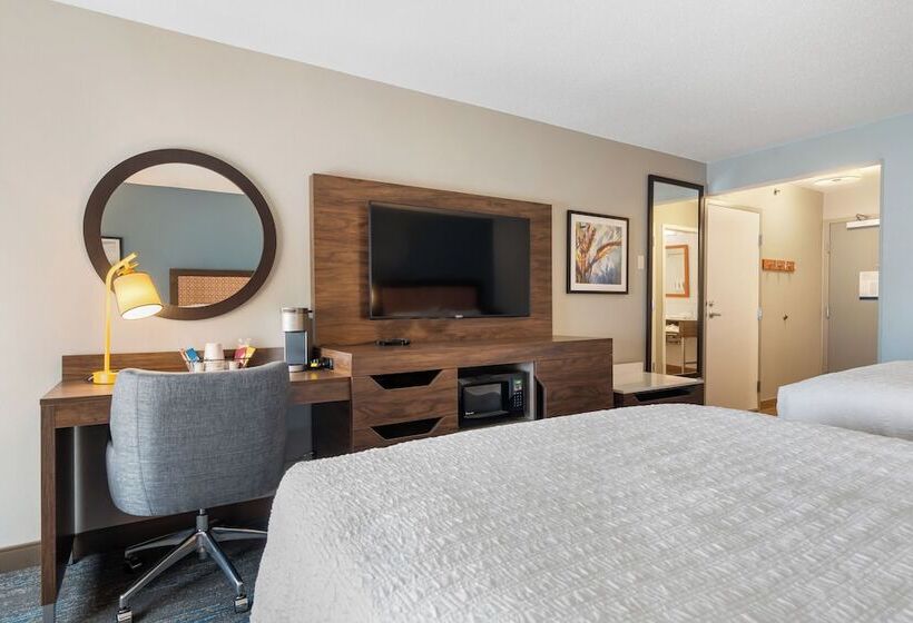 장애인을 위한 스탠다드 룸, Hampton Inn Ottawa
