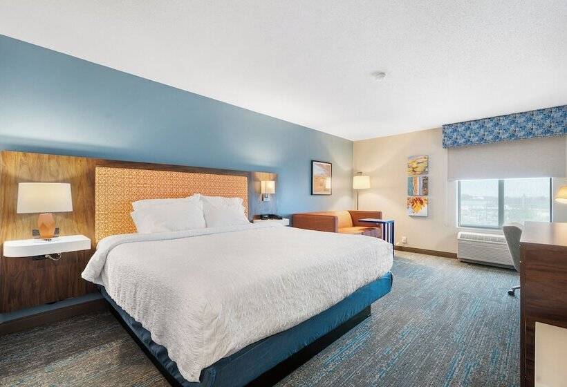 장애인을 위한 스탠다드 룸, Hampton Inn Ottawa