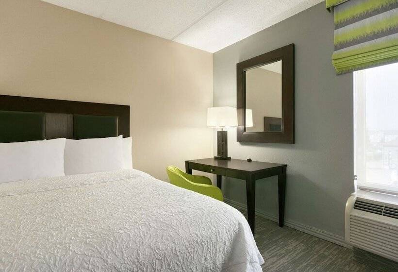 Номер Стандарт, Hampton Inn & Suites Houston/clear Lakenasa Area