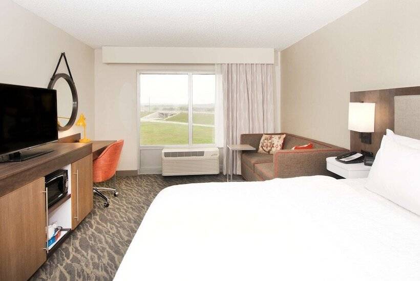 غرفة قياسية لذوى الاحتياجات الخاصة, Hampton Inn & Suites N. Ft. Worthalliance Airport