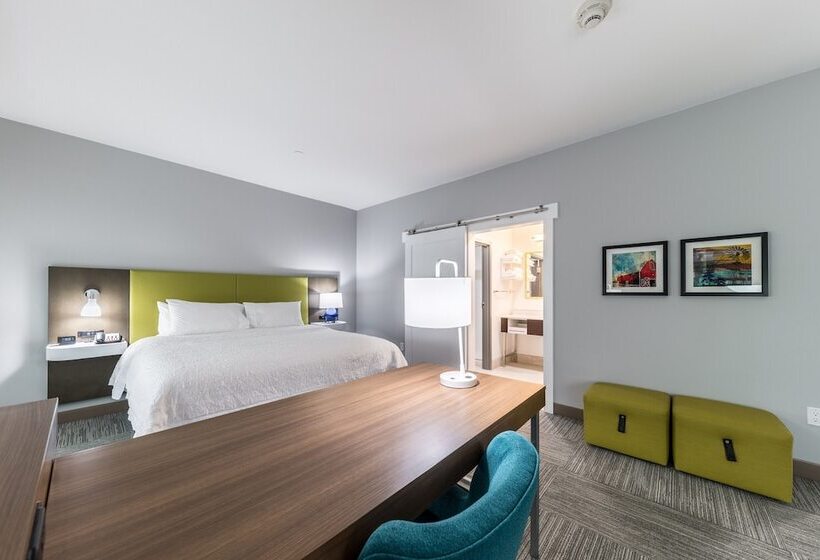 جناح, Hampton Inn & Suites Tulsa Woodland Hills 71st Memorial