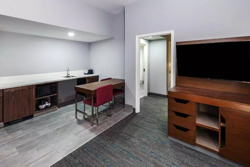 Sviitti King-vuode, Hampton Inn & Suites Tulsa Woodland Hills 71st Memorial
