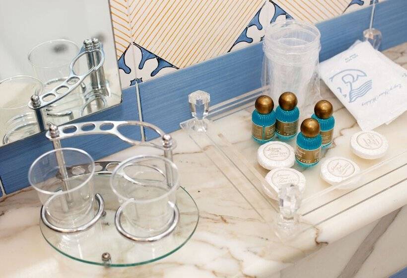 스탠다드 싱글 룸, Johanna Park