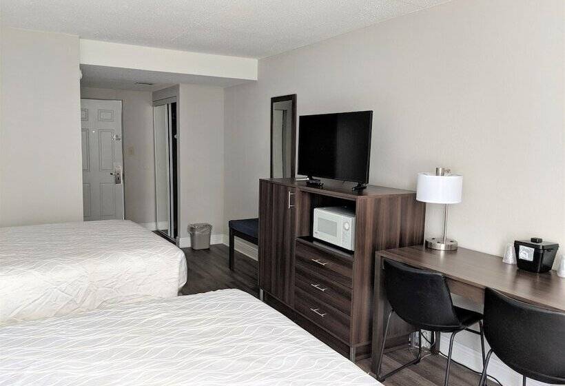 带2个双人床的标准工作室, Lakefront Terrace Resort