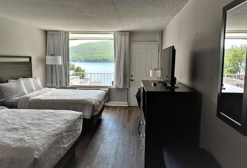 レイクビューデラックスルーム, Lakefront Terrace Resort