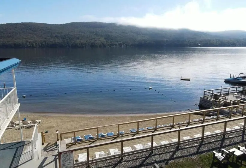 デラックスルーム, Lakefront Terrace Resort