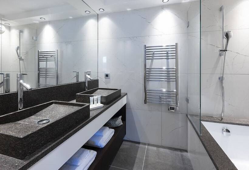 جناح جونيور, Mgm Hôtels & Résidences   Hôtel Alpen Lodge