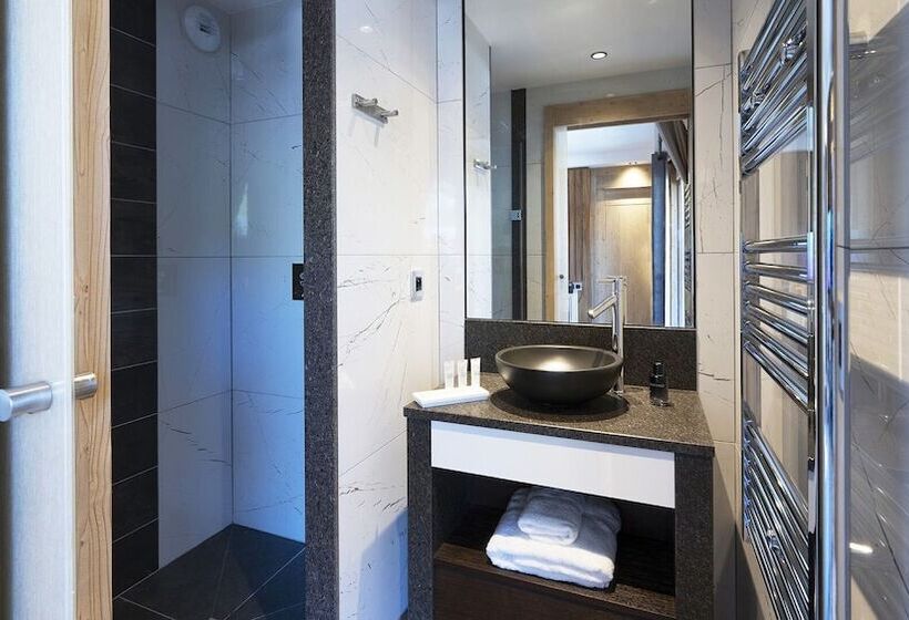 جناح جونيور, Mgm Hôtels & Résidences   Hôtel Alpen Lodge