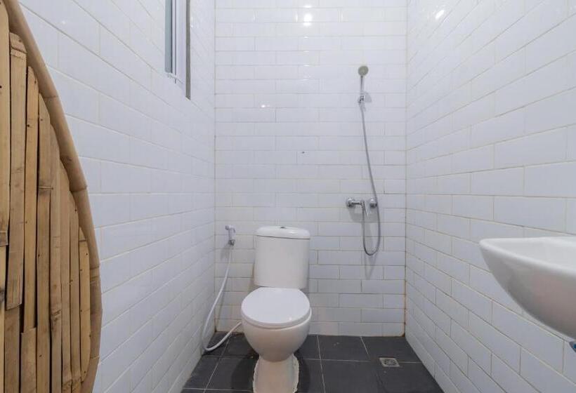 标准间, Urbanview Ta Ke Residence Blok M By Reddoorz