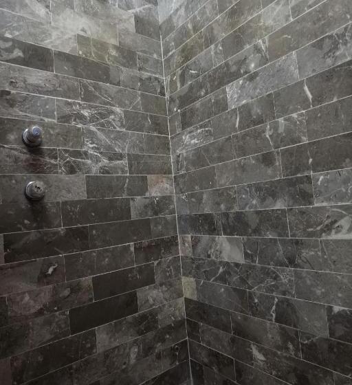 اتاق خانوادگی, Capital Omesón De La Fragua