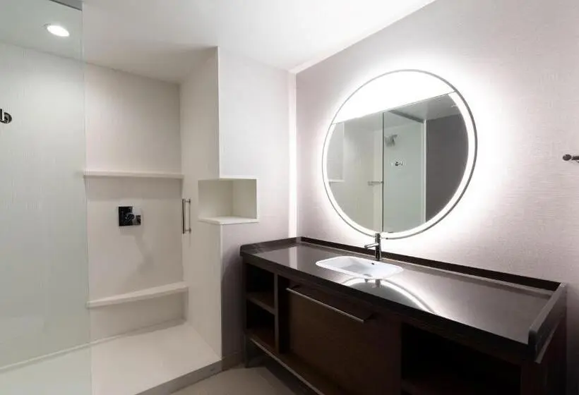 キングサイズベッドのスイートルーム, Courtyard By Marriott Marina Del Rey