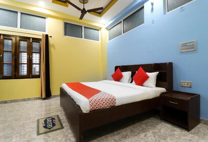 Номер Стандарт, Flagship Fanatic Inn And Banquet Near Chaudhary Charan Singh International Airport