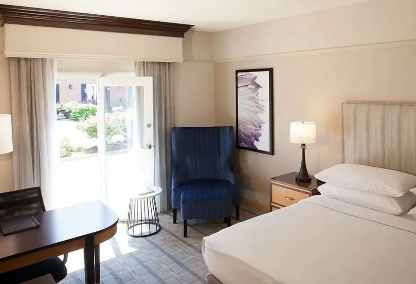 اتاق استاندارد با تخت بزرگ, Hilton Miami Aventura