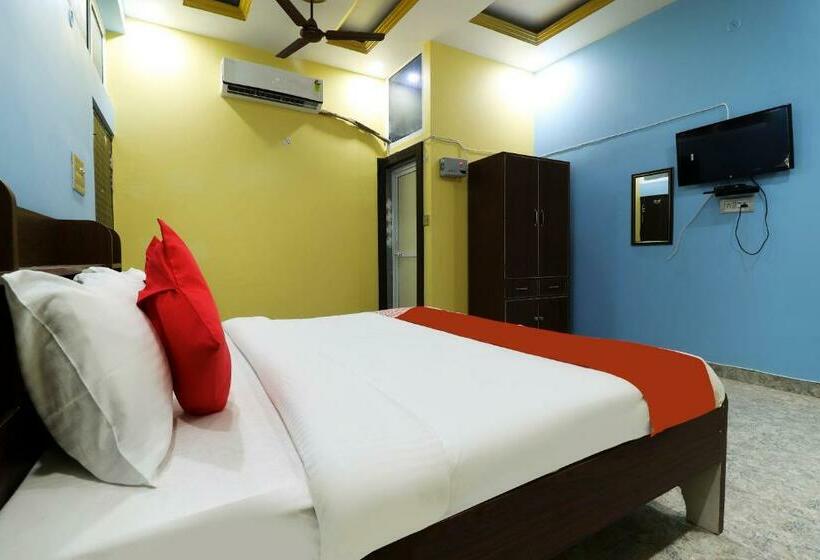 スタンダードルーム, Flagship Fanatic Inn And Banquet Near Chaudhary Charan Singh International Airport