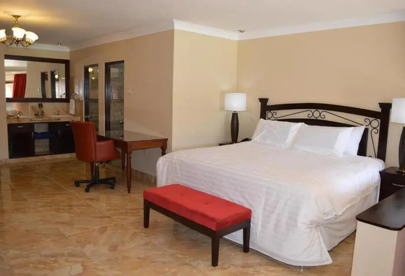 سوئیت با تخت بزرگ, Hacienda San Juan Resort