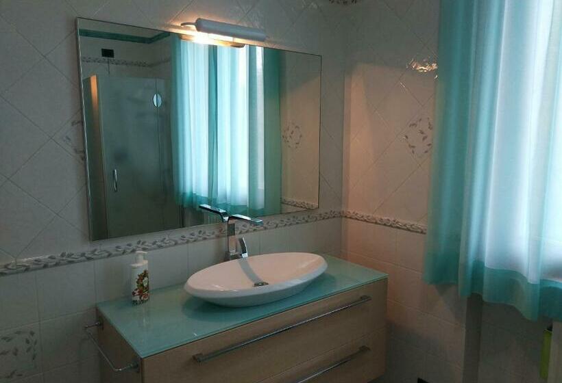 غرفة قياسية, Marinella B&b