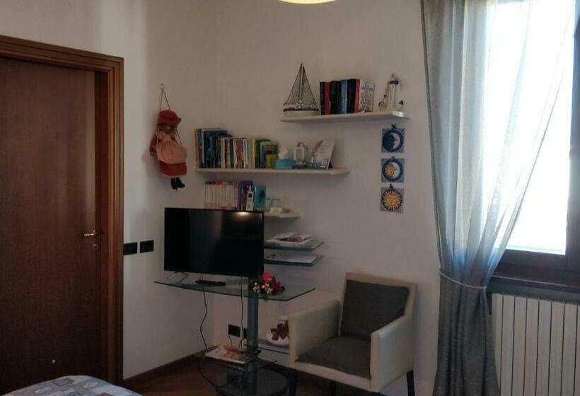 Номер Стандарт, Marinella B&b