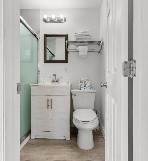 סטודיו דלוקס, Sun Fun