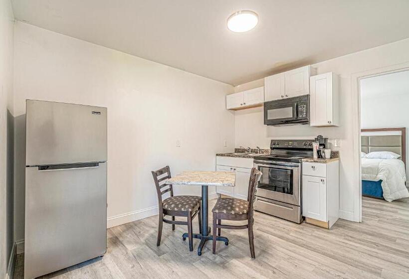 סוויטה, Sun Fun