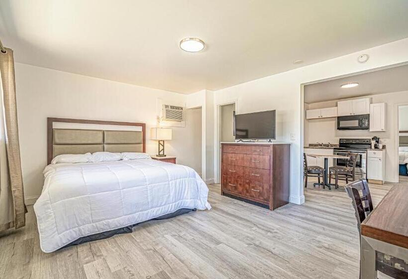 סוויטה, Sun Fun