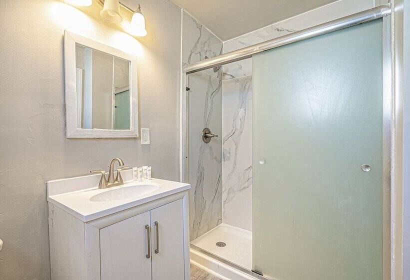 חדר סטנדרט, Sun Fun