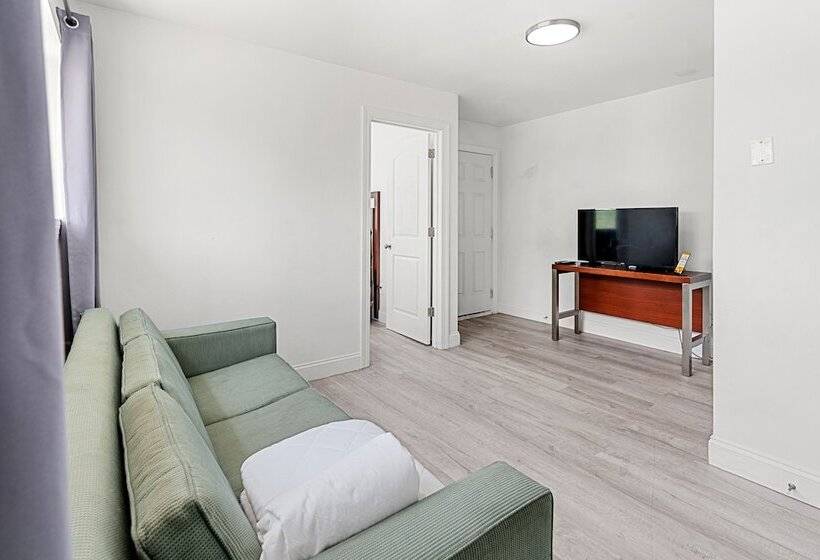 חדר סטודיו סטנדרד, Sun Fun