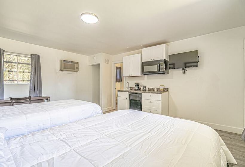 חדר סטודיו סטנדרד, Sun Fun