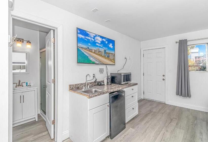 חדר סטודיו סטנדרד, Sun Fun