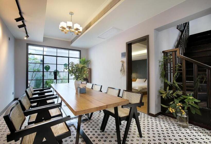 스탠다드 발코니 룸, Shanghai Downtown Hills Boutique Guesthouse   Near Metro Line 7, Exit 3, Changping Road